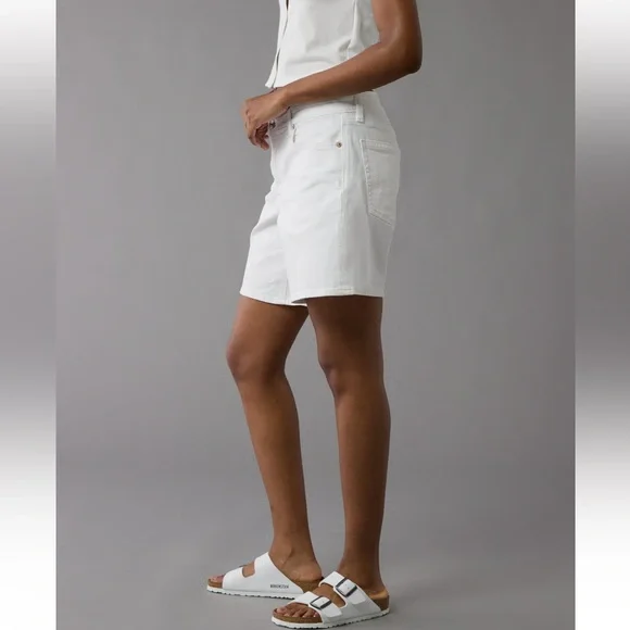 American Eagle 8” Dreamy Drape Stretch Low-Rise Baggy Jort, white, size 8 - Picture 3 of 9